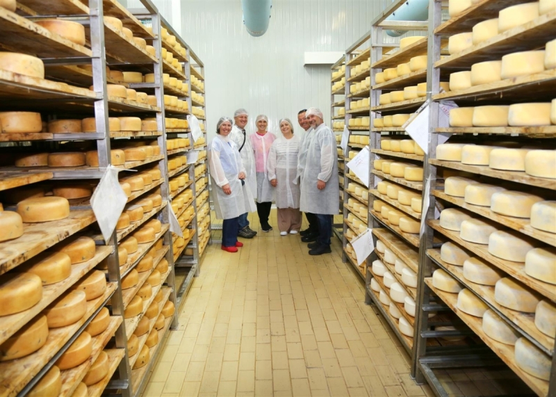 Predavaci-u-obilasku-Paske-sirane